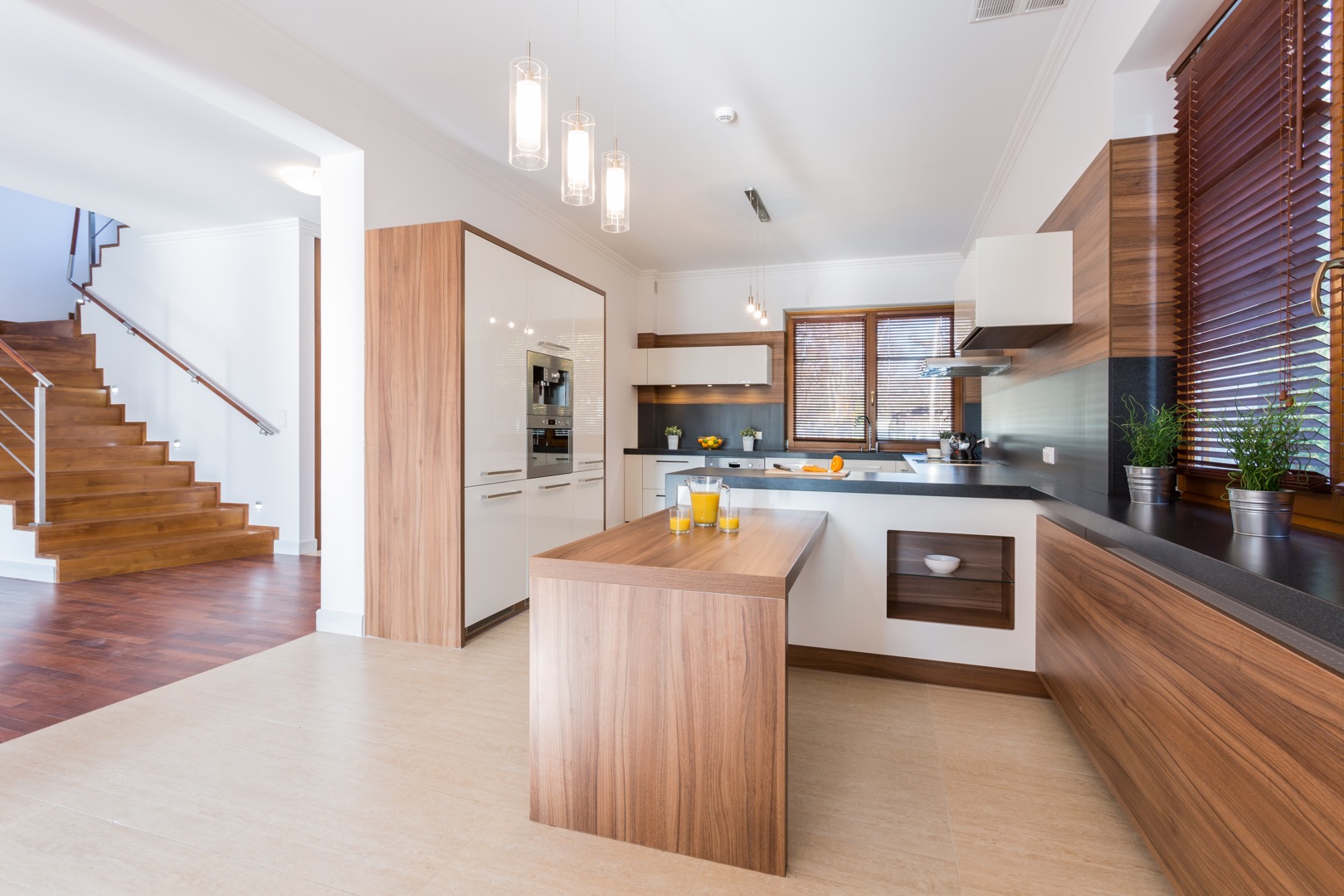 Spacious kitchen Confortable and ample apartment