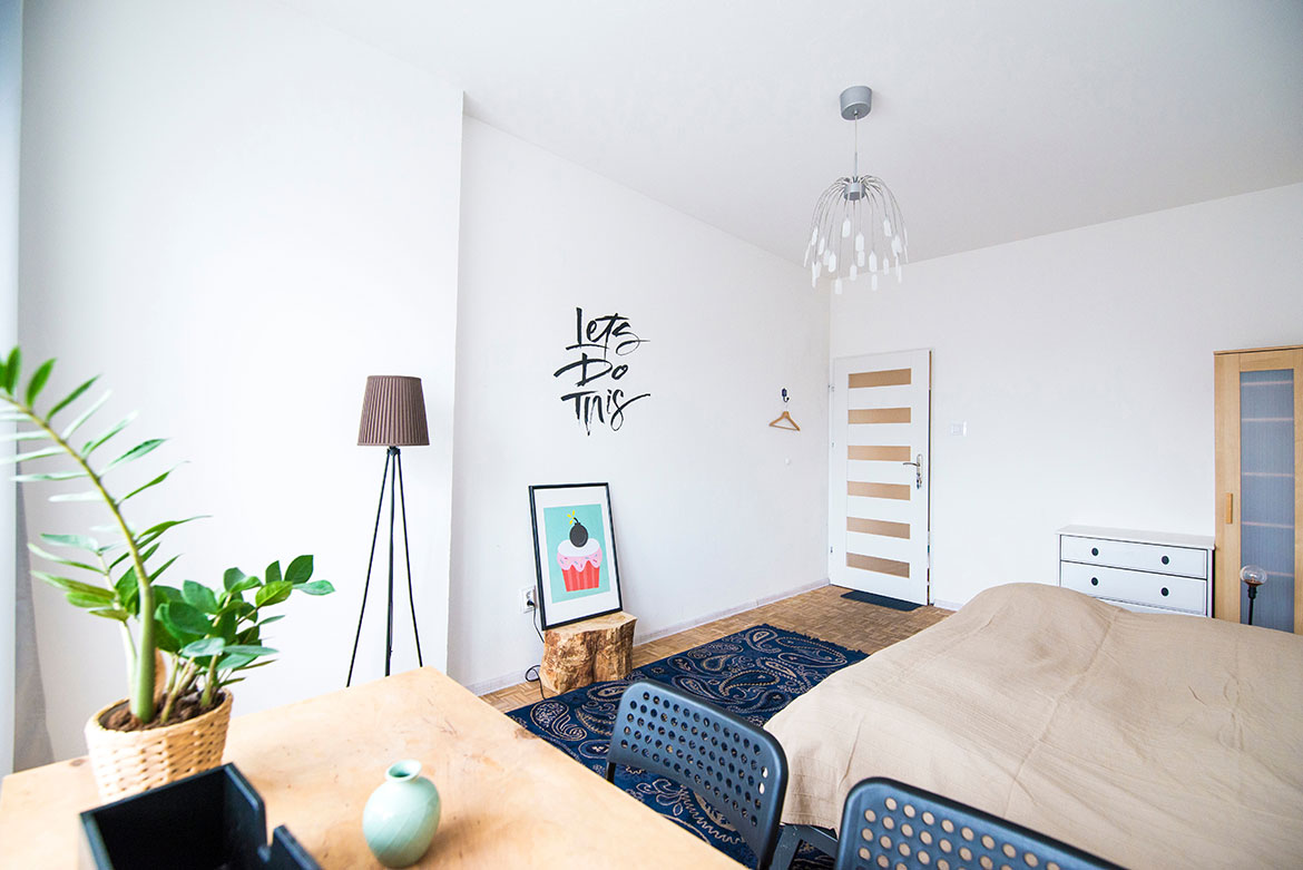 89 Ample apartment